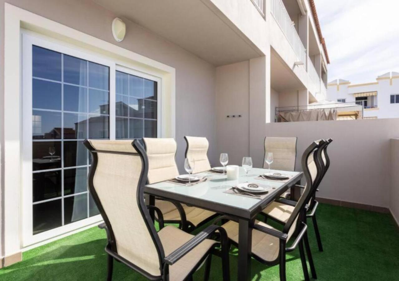 Townhouse With Pool And Sea View In * Callao Salvaje