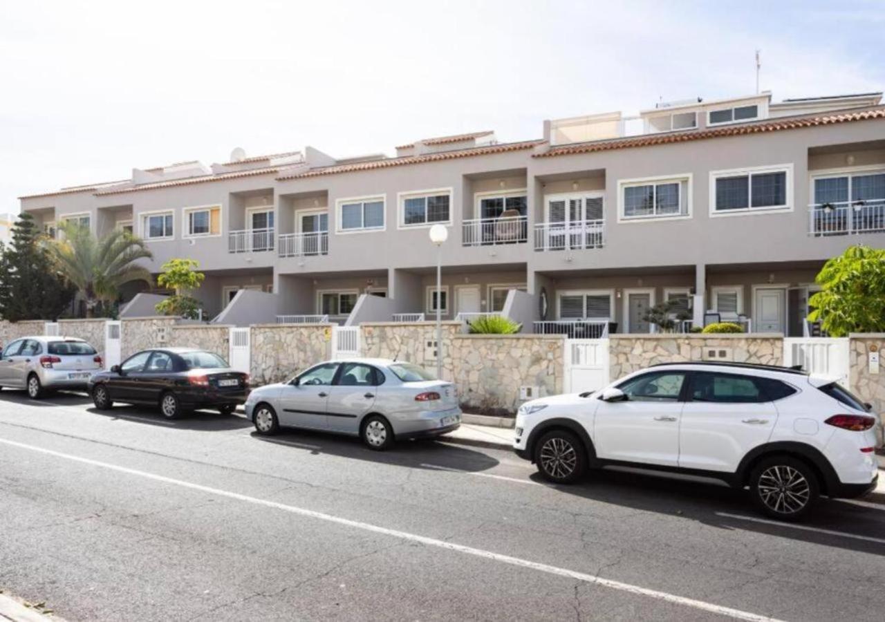 Townhouse With Pool And Sea View In * Callao Salvaje