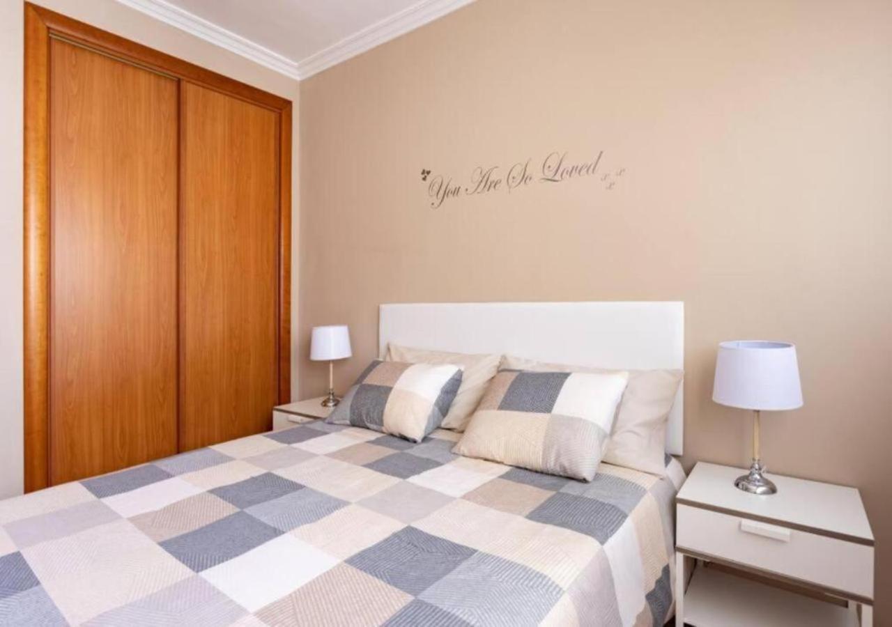 Hébergement de vacances Townhouse With Pool And Sea View In Callao Salvaje